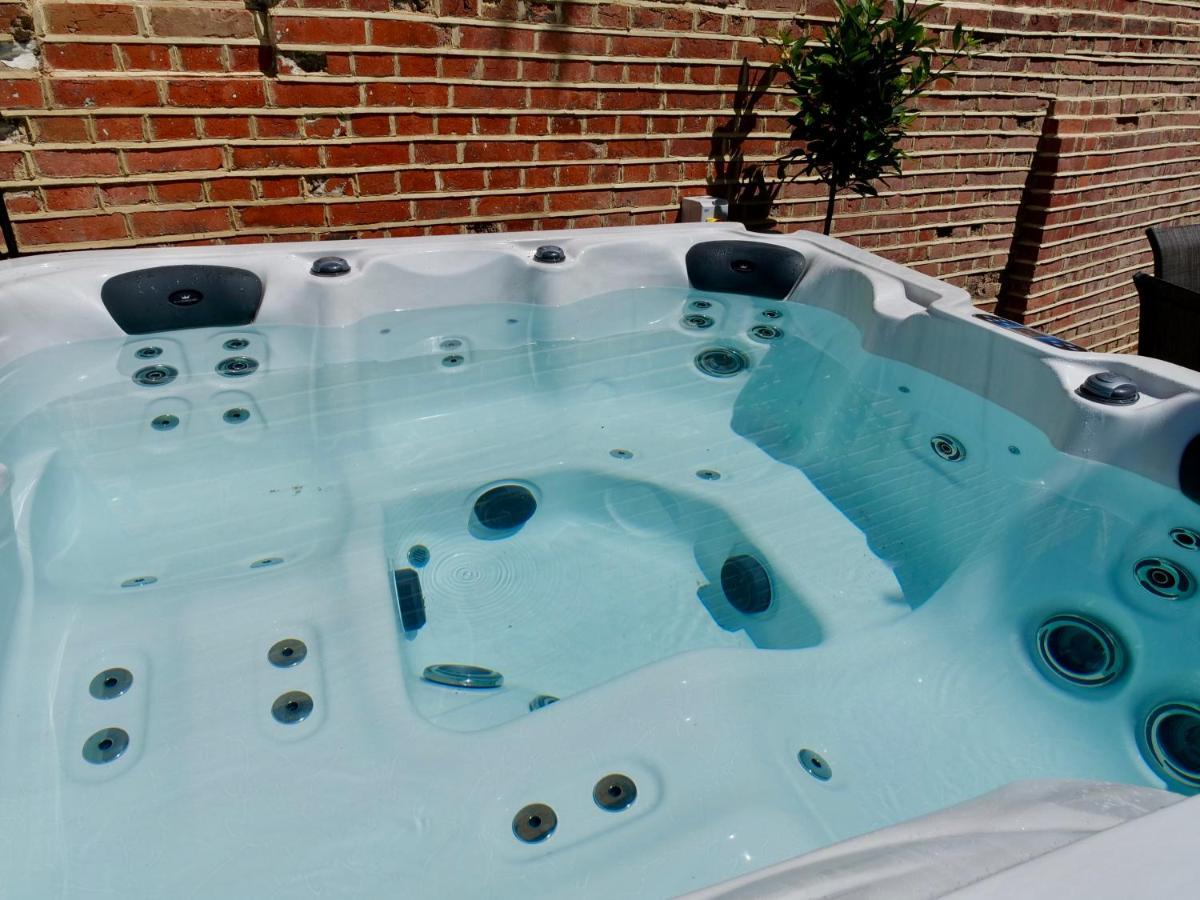 Luxury 9 Bed Manor House Hot Tub Cinema Room Skytv Saffron Walden Dış mekan fotoğraf